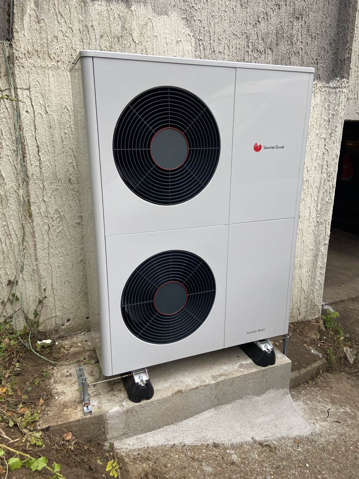 Pompe à chaleur Saunier Duval double ventilateur